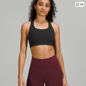 Lululemon invigorate sports bra w/clasp High support B/C Cup very good condition